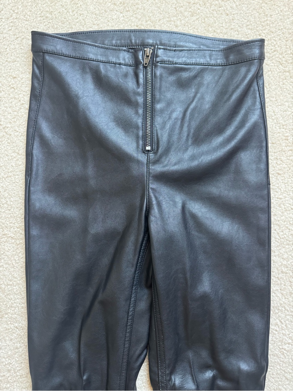 H&M Black Faux Leather High Rise Front Zip Leggings Skinny Pants - Picture 2 of 8